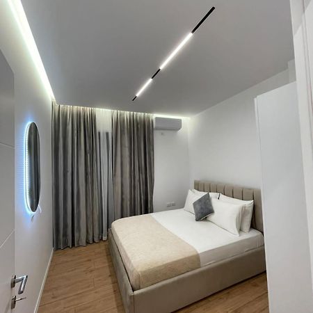 Enea Apartments 2 Tirana Esterno foto