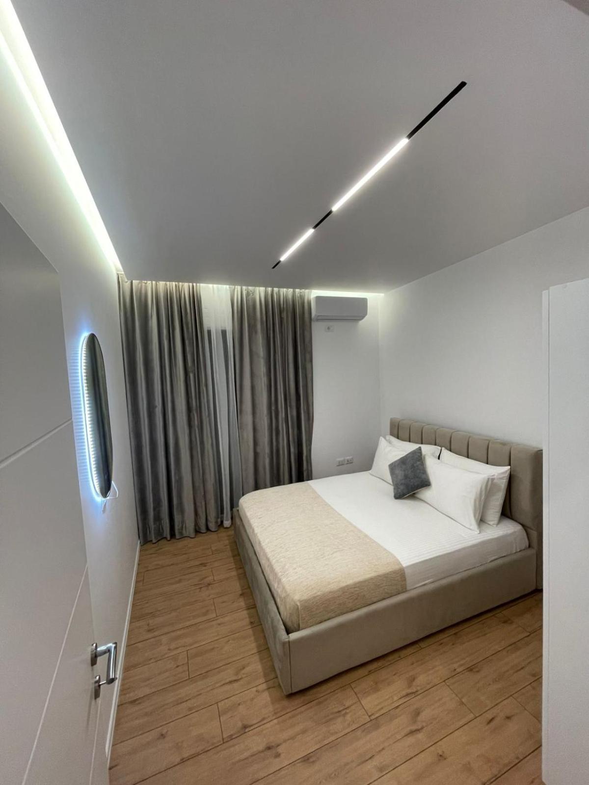 Enea Apartments 2 Tirana Esterno foto